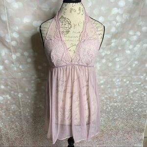 𝅺VICTORIA’S Secret Lacy Halter Babydoll